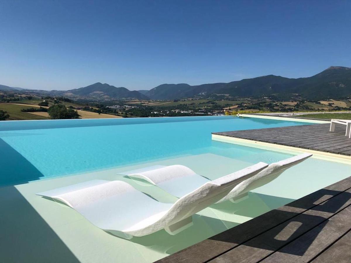 Serre Alte Landscape Luxury Rooms Matelica Exterior foto