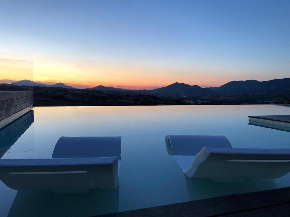 Serre Alte Landscape Luxury Rooms Matelica Exterior foto